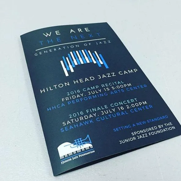 8.5x11 Half-Fold Brochures