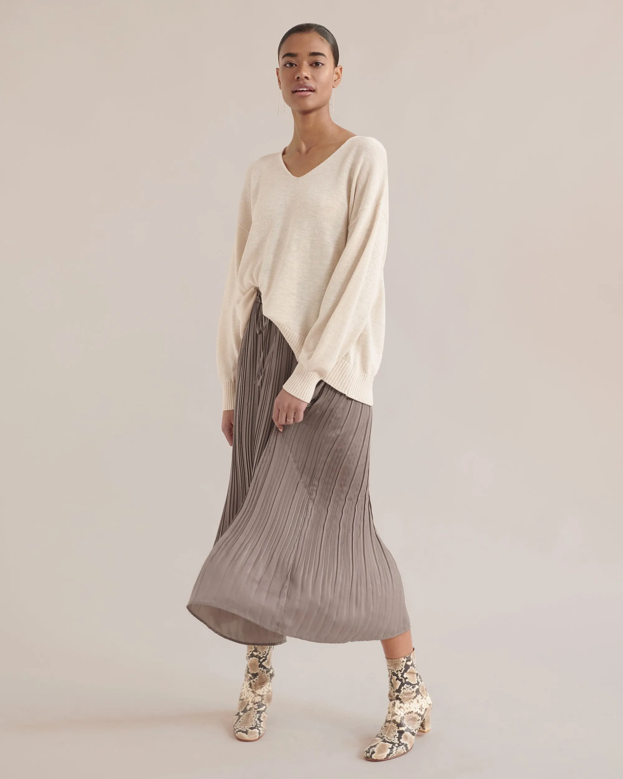 Aylee Plisse Midi Skirt