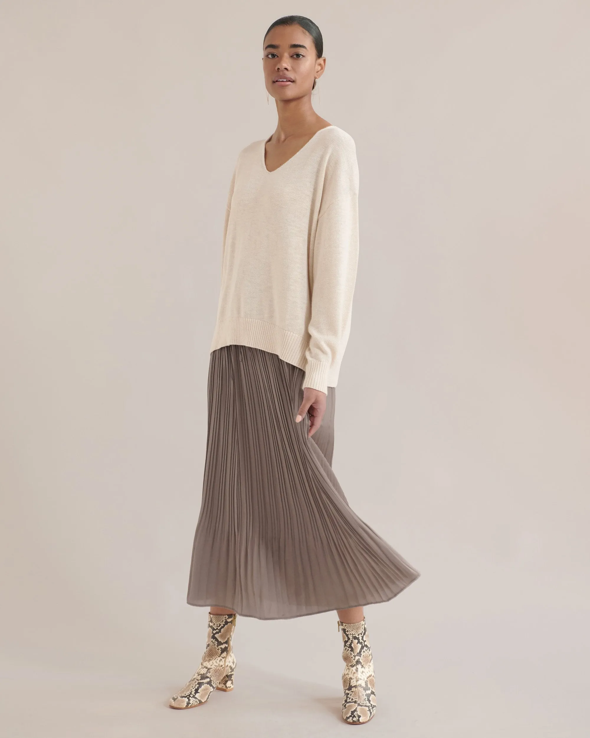 Aylee Plisse Midi Skirt