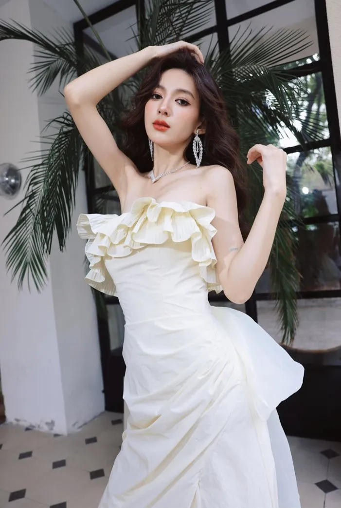 DOLLY Elegant Off White Ruffle Tube Top Long Pleated Wedding Guest Dress-VIVA