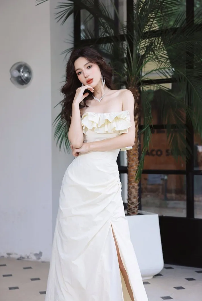 DOLLY Elegant Off White Ruffle Tube Top Long Pleated Wedding Guest Dress-VIVA